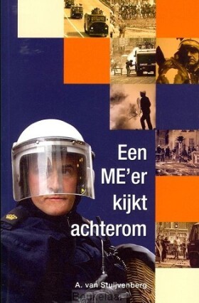me-er-kijkt-achterom