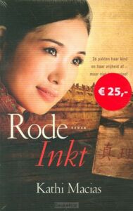 pakket-rode-inkt-diep-geloof-zwarte-blad