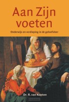 aan-zijn-voeten
